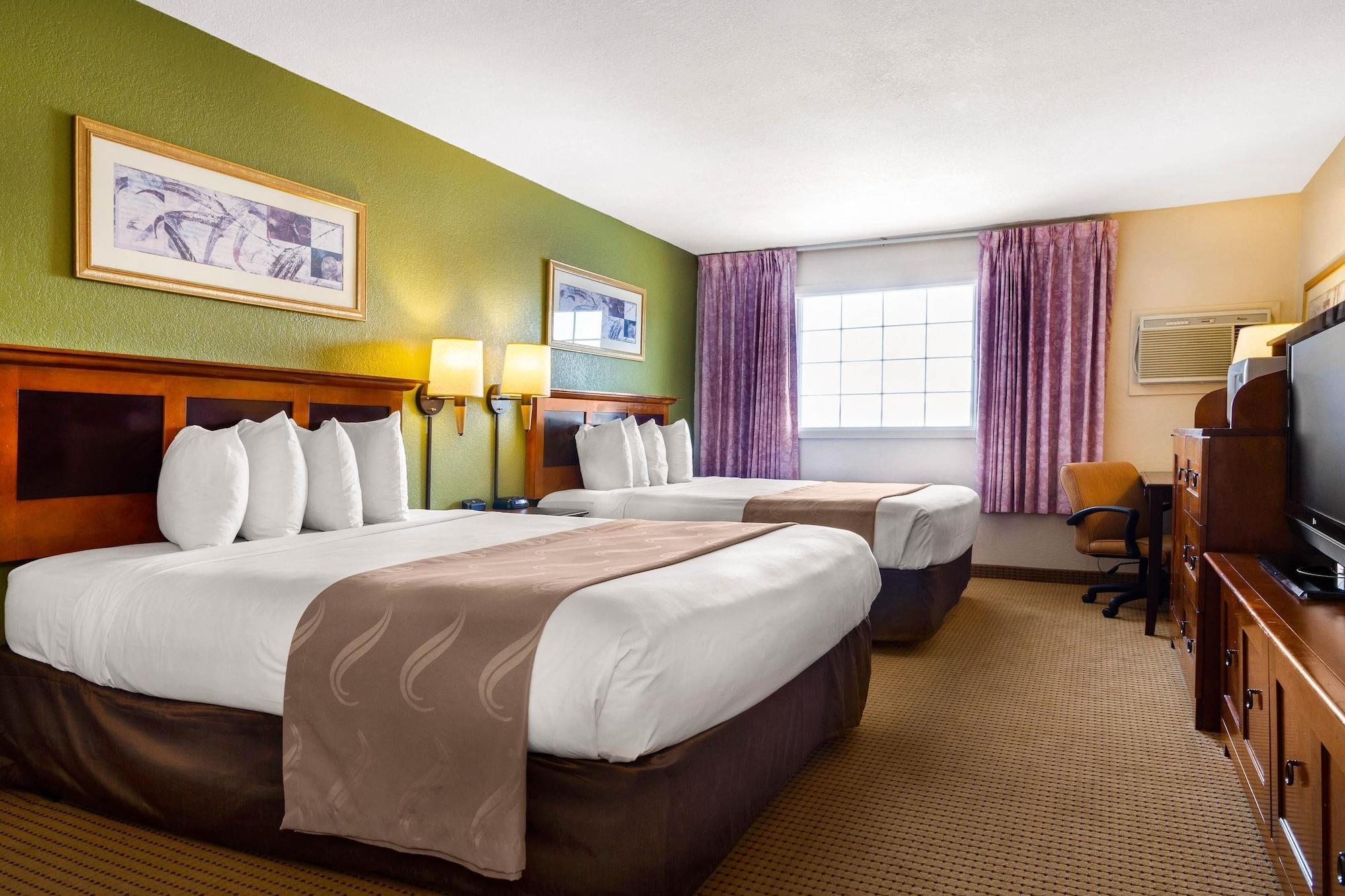 Rodeway Inn Auburn Bagian luar foto