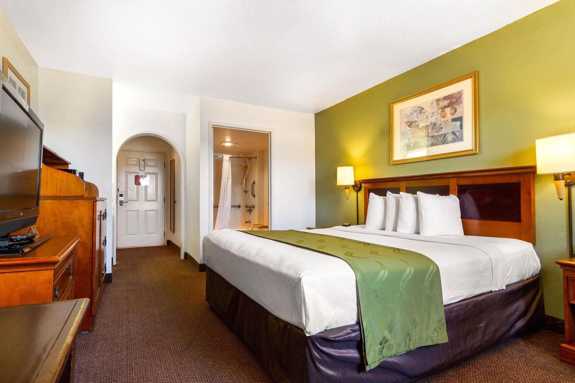 Rodeway Inn Auburn Bagian luar foto