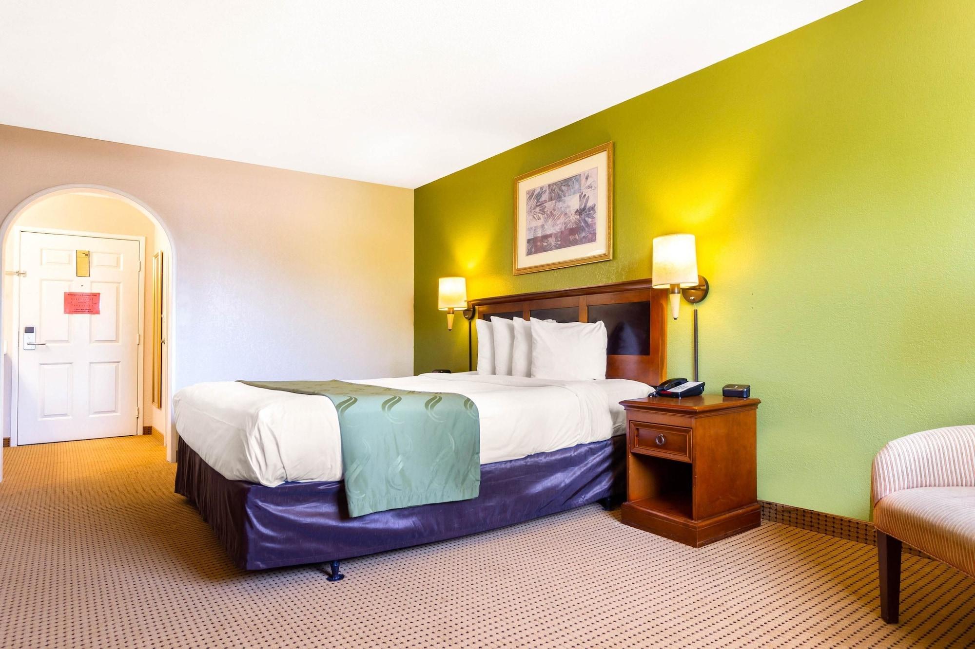 Rodeway Inn Auburn Bagian luar foto