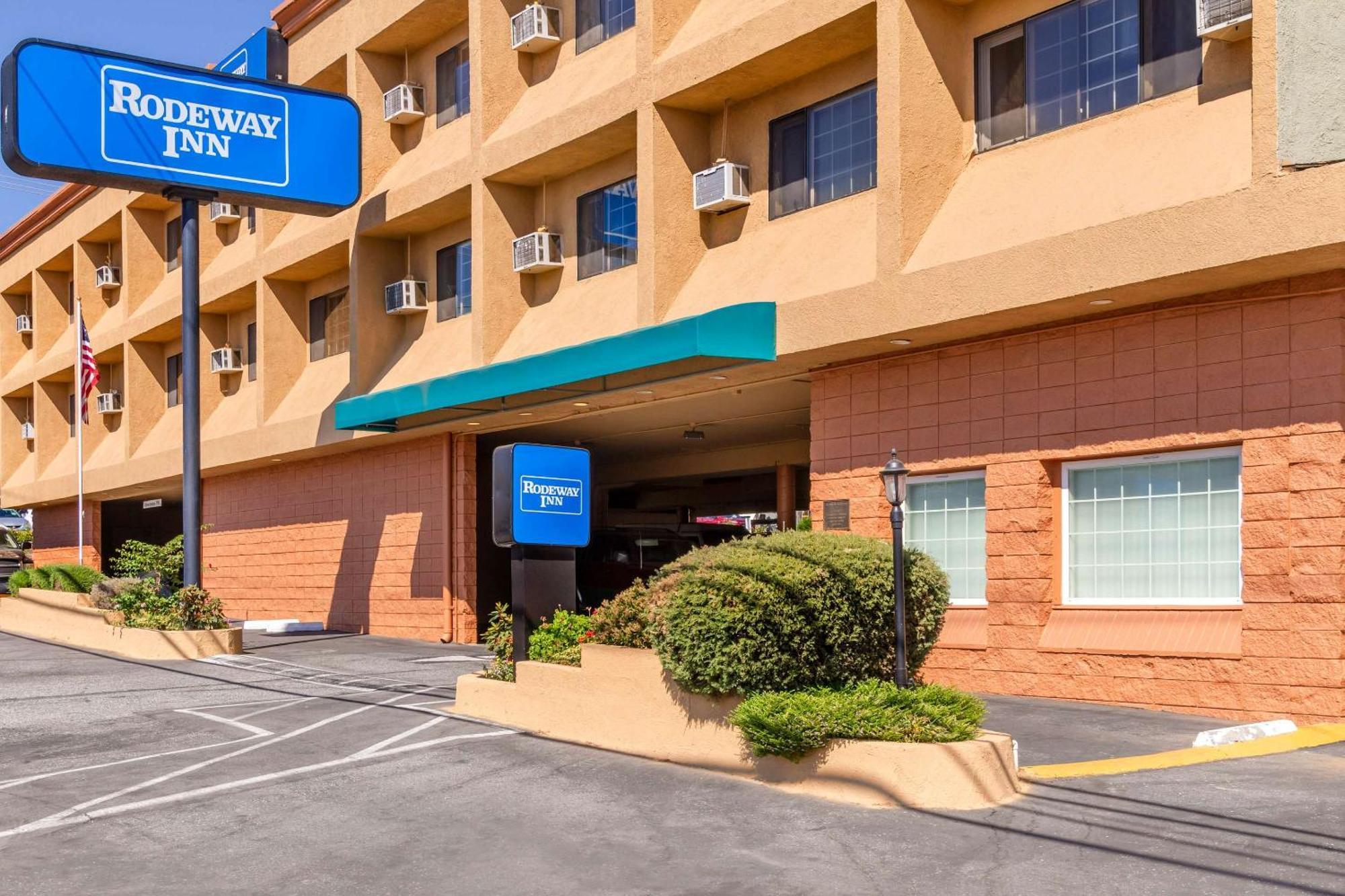 Rodeway Inn Auburn Bagian luar foto