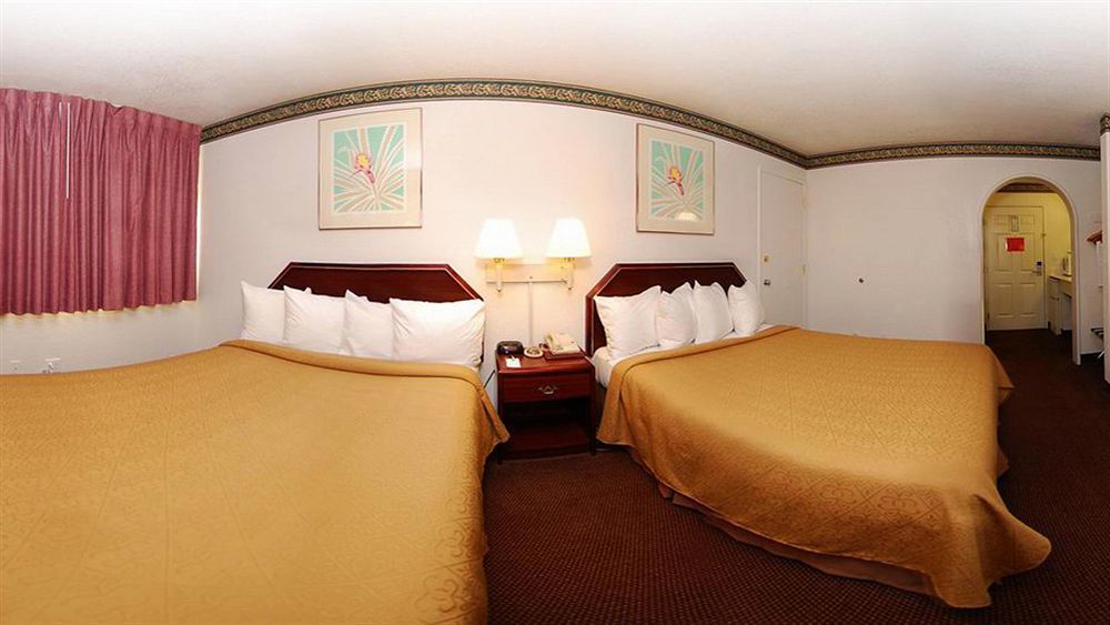 Rodeway Inn Auburn Bagian luar foto