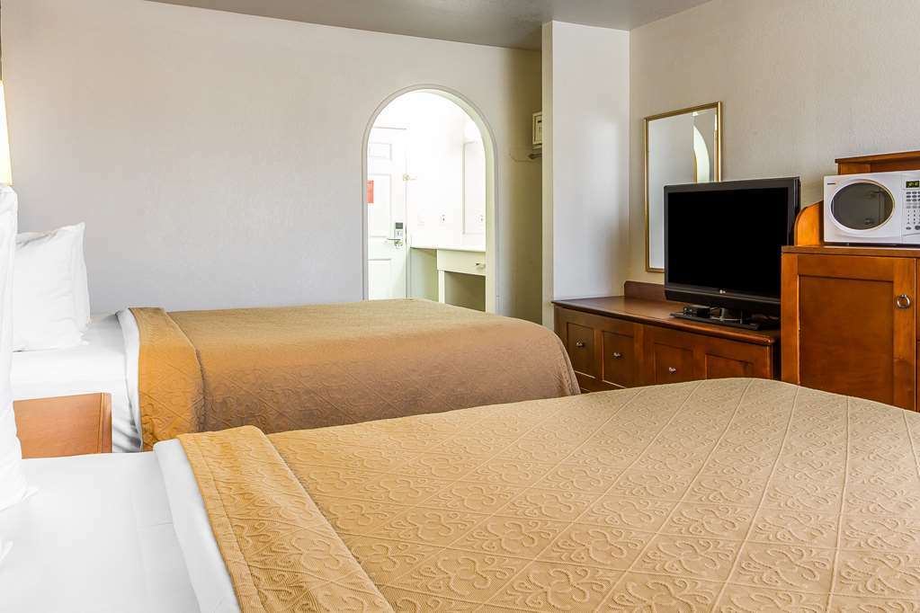 Rodeway Inn Auburn Ruang foto