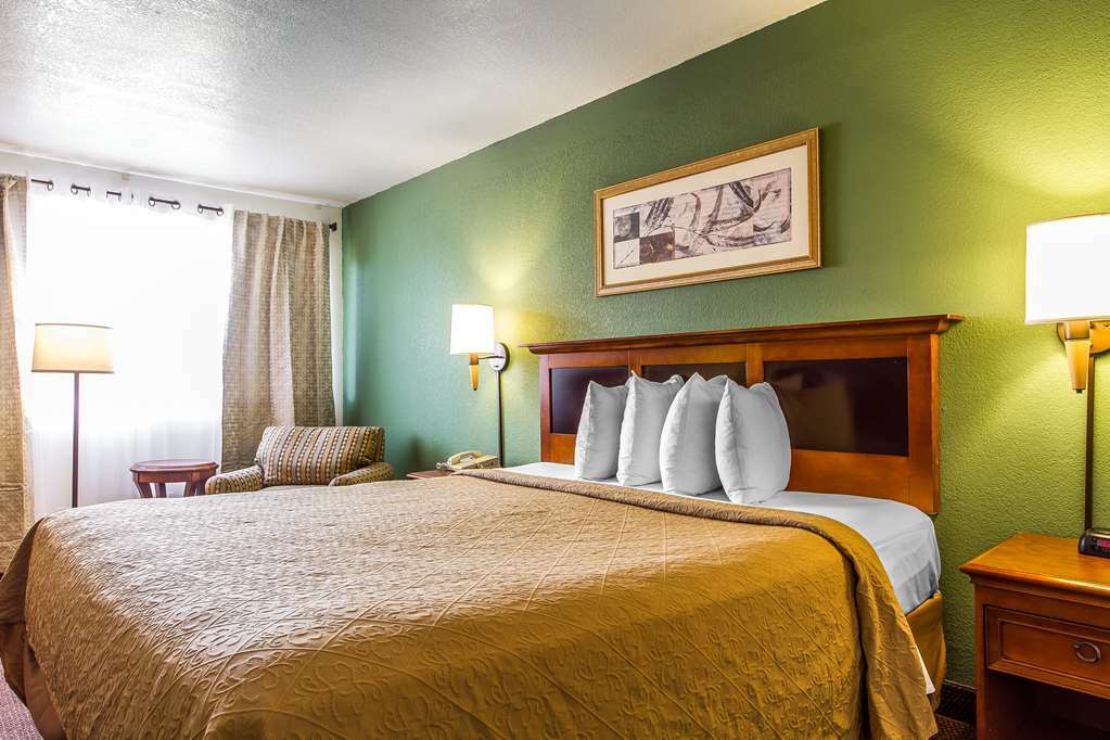 Rodeway Inn Auburn Ruang foto