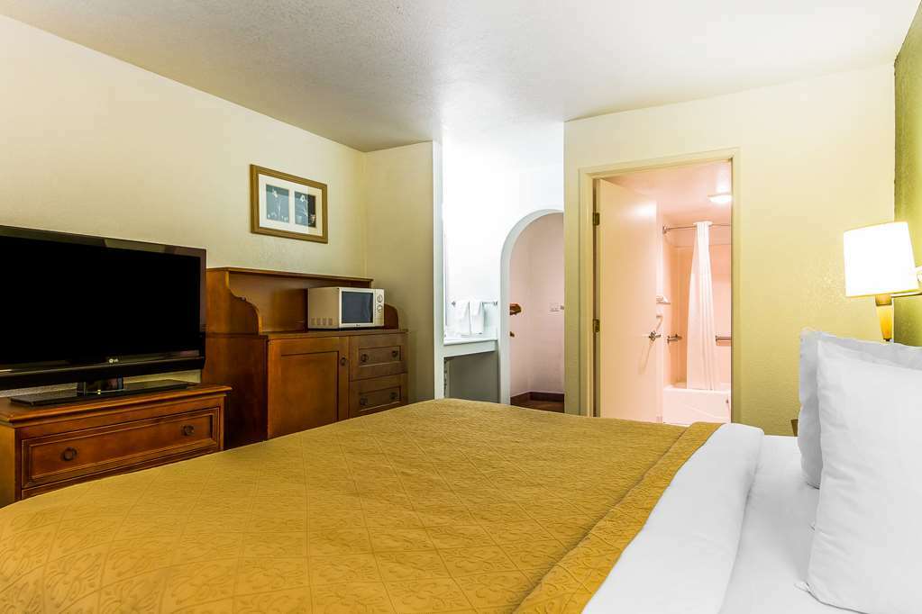 Rodeway Inn Auburn Ruang foto